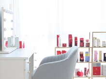 ユカリス(Yu.charis)/厳選スキンケアアイテム