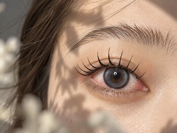 フアリ(Huali)の写真/持続性/ぱっちり度抜群の最新パリエク!&healthy(アンドヘルシー)フラットラッシュ100本+ラッシュリフト9500