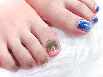 ショウネイル(show nail)/*フット持ち込みやり放題*