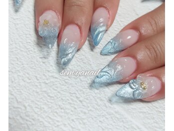 セムヤネイル(sem'ya nail)/長さだし＋持ち込みアート