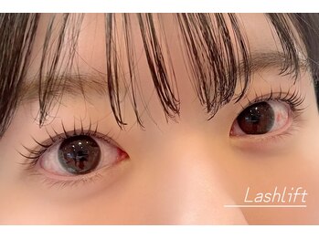 アンフルール ミー(Un Fleur mee)/ラッシュリフト