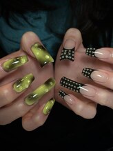 ウズ(UZU)/個性派ネイル