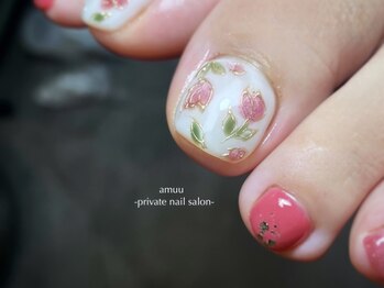 アミュー(AMUU)/チューリップネイル