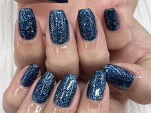 ハニービービー(Honey Bee Bee)/ネイビーラメネイル