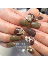 ジェルメ(germer)/手描きウサギネイル♪