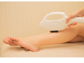 目が美きゅっと/夏に向けて脚の脱毛