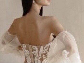 ケーナイン(K nine)の写真/【後ろ姿美人でドレス映え♪】ドレスライン脱毛！（背中/二の腕/うなじ）背中のブツブツにはピーリングも◎