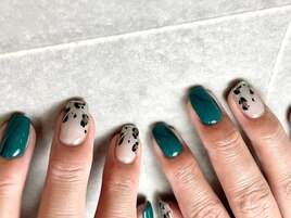 アニマル柄ネイル