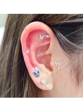 ミー(me.)/耳つぼジュエリー