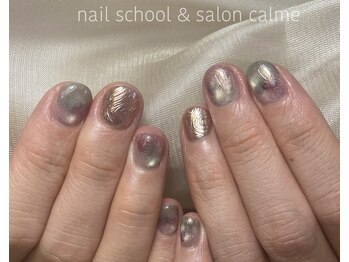 nail school & salon calmeの写真/季節で変わるこだわりデザイン！大人女性の個性を活かす上品ネイル◎