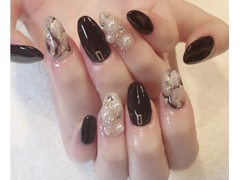 ジェイノヴァール(Jnovart)/