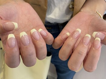 ネイル アバンス 西梅田店(Nail AVANCE.)/カラーフレンチ
