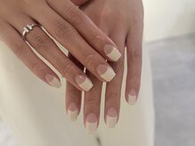 サンジュウヨン(34)/フレンチネイル　パラジェル