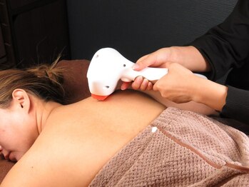 黄土まこも/よもぎ蒸し/ヘッドスパ/リンパ/オイルマッサージ/肩こり エフフォーリア/