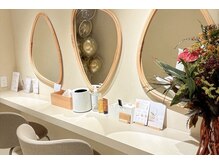 オハナ 国分寺店(Ohana)の雰囲気(ドレッサーはゆっくりとメイク直しができる環境を整えています♪)