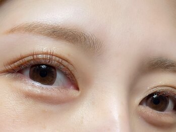 ブラン イオンモール福津店(Eyelash Salon Blanc)の写真/目尻にポイントカラーや、フルカラーも♪肌なじみが良いブラウンで、ナチュラルに見せたい方にもオススメ◎