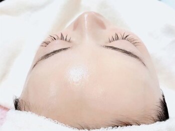 プレシャス(precious)の写真/瞬時にハリツヤUP！たるみやくすみシミでお悩みの方に！wiqo水光ピーリングで内側から輝く水光肌へ◎