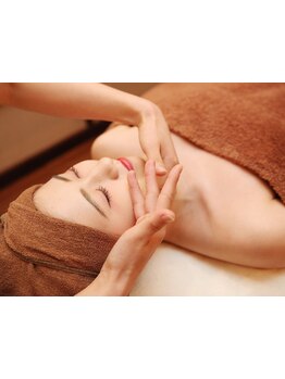 ホウレイ線・たるみ改善！予防ケア