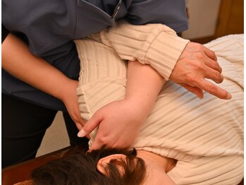 コアブルーム(CoreBloom)/猫背矯正