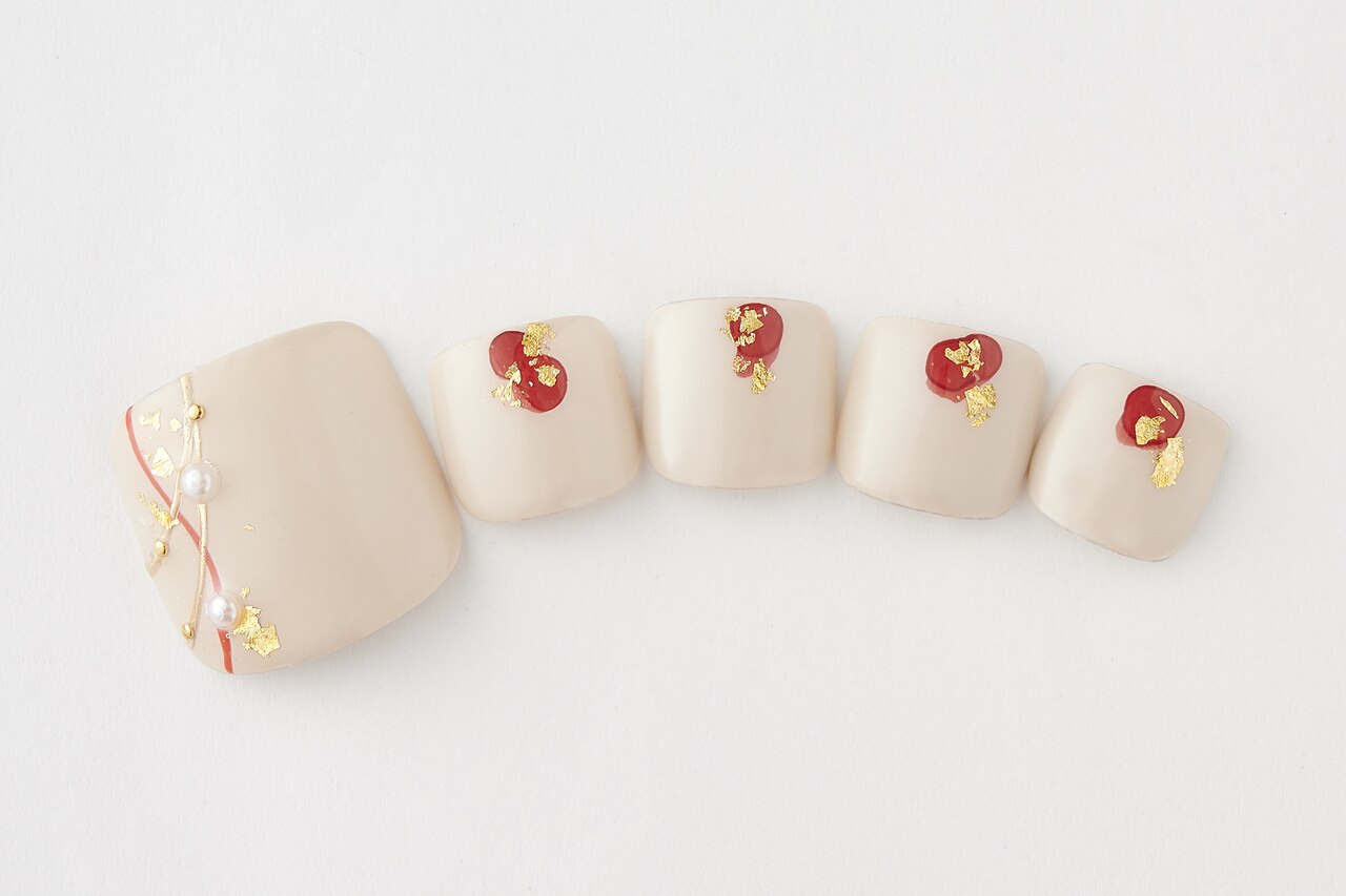 2025年-2026年冬トレンド】ミラー フットのネイルデザイン集｜人気順