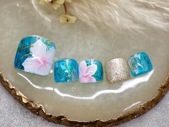 手書きフラワーネイル/Rocher