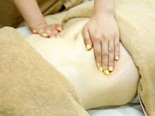 フローラ(FLORA)/オールハンドでの施術