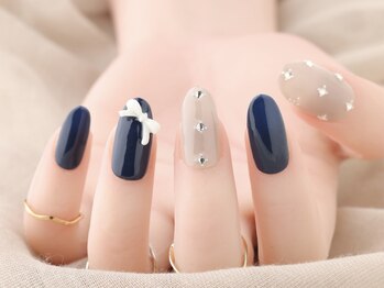 エムスラッシュ センター南(M.SLASH)/ネイビーリボンネイル