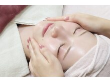 エンルーチェ プラスエイト(en;Luce+8)/フェイシャル