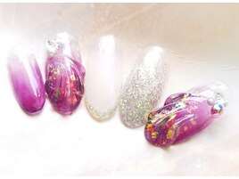 キラキラマーメイドネイル