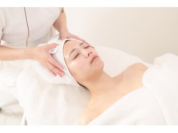 メナード 大通公園/ヘッドケア