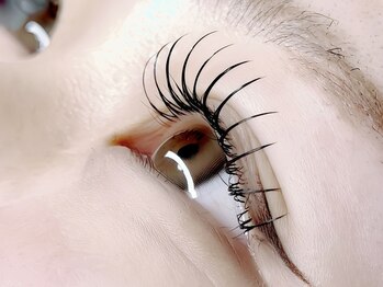 ハルム(HARUM)の写真/最旬トレンド！韓国風束感まつ毛で理想のお目元に♪全まつげメニューコーティング付で美しさ続く♪