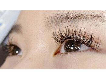 セレーナ(Selena)/パリエク