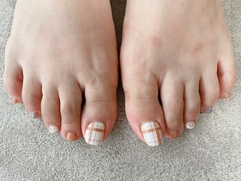 キキネイル 二子玉川(kikinail)/秋フットネイル チェック