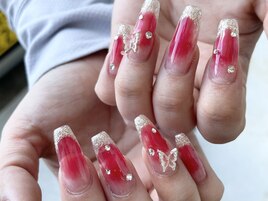 クリアなピンクが可愛い！