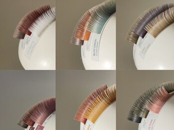 プリエ 中目黒(prie)の写真/カラーエクステの種類が多いのでカウンセリングを元に満足のいく素敵な目元に◎初めての方もご相談下さい♪