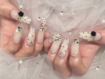 ブリッツ バイ レボ 船橋(BLITZ by REVO)