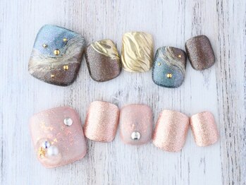 ダッシングディバ ノクティ溝の口店(DASHING DIVA)の写真/【思わず自慢したくなる足元に♪】大人の差が出るフットネイル!シンプル~デザインアートも豊富に楽しめる◎