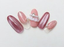 ネイルサロン ロゼプリュム/指先のフリルが自慢の立体アート