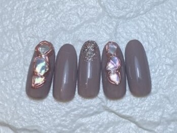 レイネイル レイアイ 各務原店(RAY NAIL & ray eye)/10月定額トレンドデザインコース