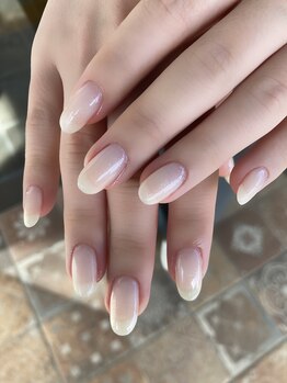 サフィールネイルサフィールネイル(Saphir nail)/ミルキーネイル