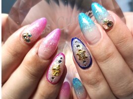 【スカルプ】夏のグラデ×パーツ