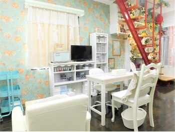 ミーツェネイル 新宿御苑前(miezenail)