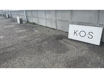 ケーオーエスビューティー(KOS beauty)/お車の駐車はこちらに！