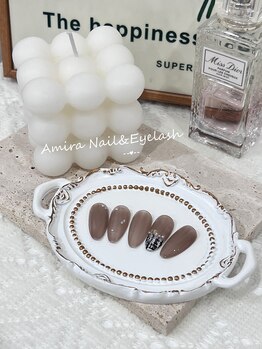 アミーラ(Amira)/Amiraのシンプルネイル