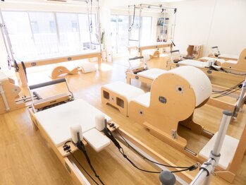 ピラティス アン ローズ(Pilates en Rose)/ピラティスアンローズ