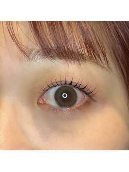 エイティスト(8ist)/パリジェンヌ[新宿/新宿駅]