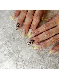 ネオン×レオパード☆