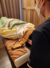 クマの冬眠 南川添店/施術風景