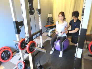 リオラ(Liora)/背中を鍛えて美姿勢に♪