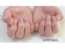 ラブネイル(LOVE NAIL)/大人上品ネイル